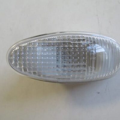 Mitsubishi Outlander Çamurluk Sinyali Beyaz Sağ/Sol Aynı (Adet) (Casp) (MR522027)